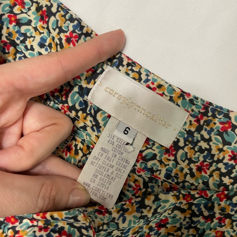 CoreyLynnCalter Floral shorts - Picture 4 of 10
